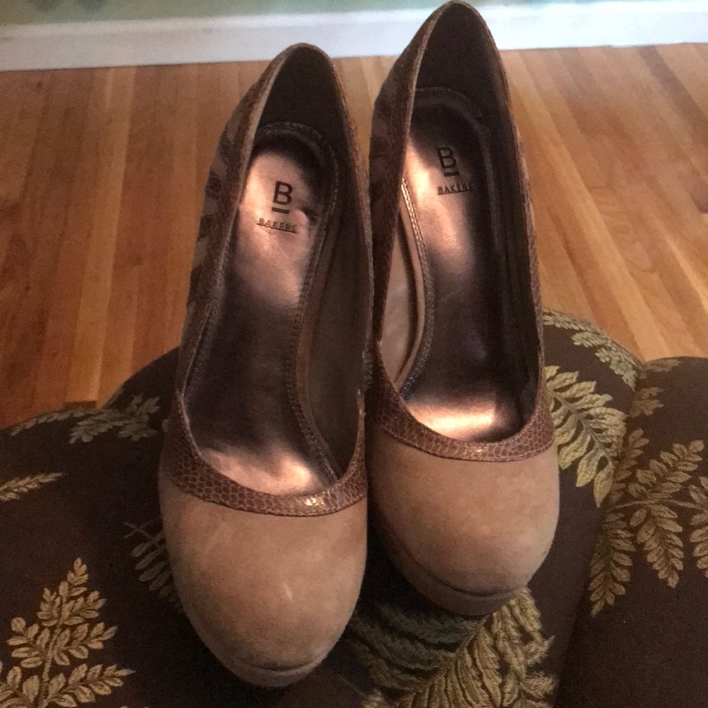 Bakers Rayla Retro Suede Python Pumps - image 3